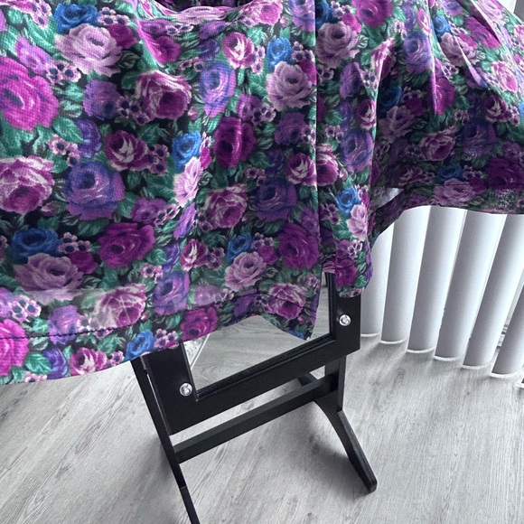 Forever 21 Floral Romper - Picture 7 of 7